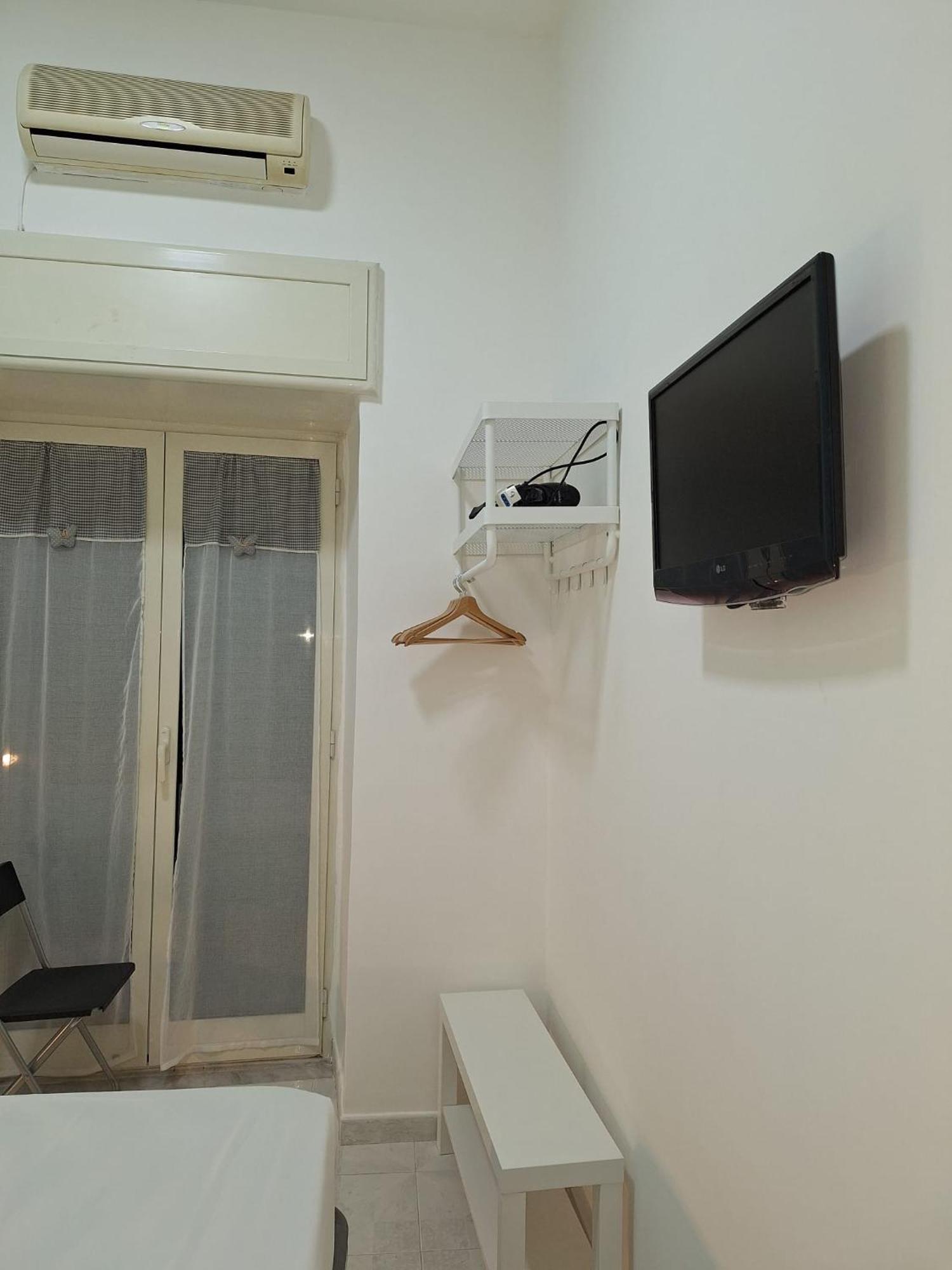מלון נאפולי Cisterna'S House חדר תמונה